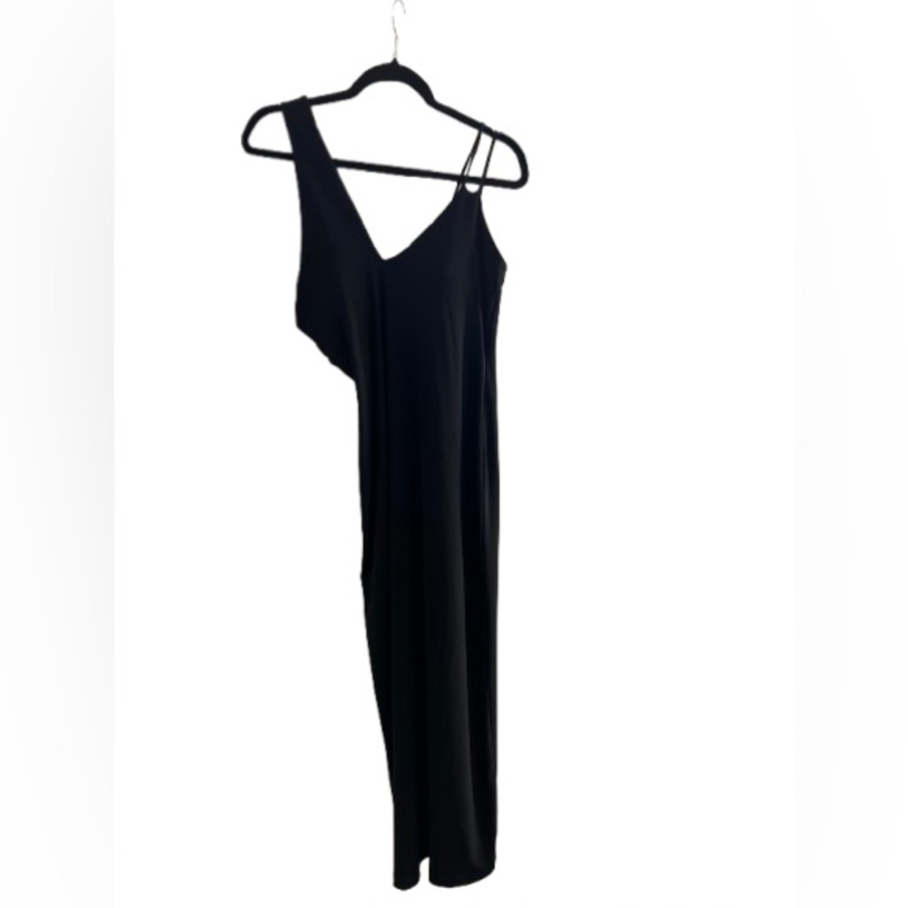 Zara Chic Black One-Shoulder Dress